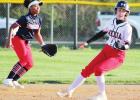 Third-inning thunder ignites Ladycats to district win